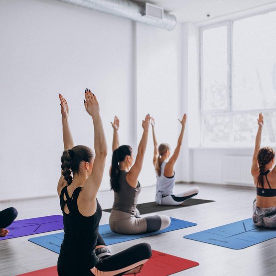 Yogamat - Fitnessmat Pilatesmat - Thuis sporten - Met uitlijning lijnen - 185x68cm - Zwart van Yogamat — afbeelding 2