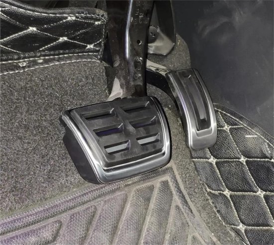 Pedaal Covers - Auto Interieur - Sportieve Rijstijl - Anti-slip Rubber - Set van 2 - Zilver — afbeelding 2