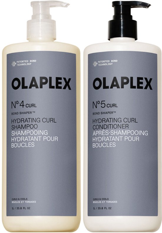 Twee Olaplex flessen met pompdispenser: No. 4 Curl Hydrating Curl Shampoo en No. 5 Curl Hydrating Curl Conditioner. Grijs met zwarte en witte tekst.