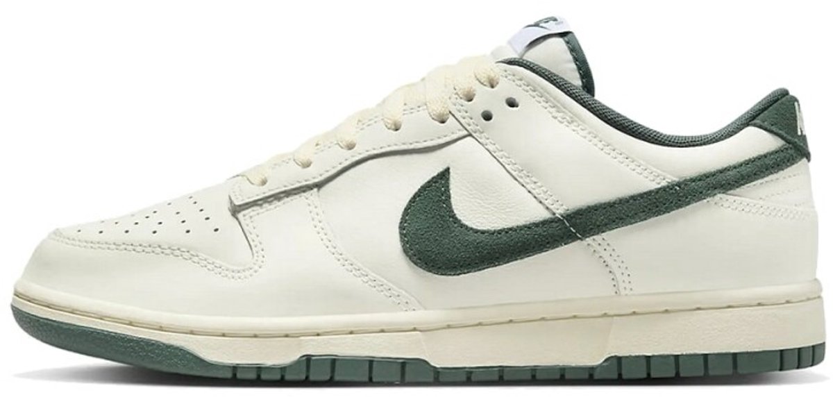 Nike Dunk Low Athletic Department Deep Jungle Groen
