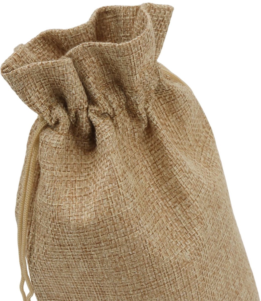 Dailygoods- Wijnzakken 30 stuks - Jute Wijnzakken 15 x 35 cm - Cadeauzakjes - Flessen voor Bruiloften - Feestelijke Fleszakjes - Met Trekkoord en Hanger - Wijnfleszakjes