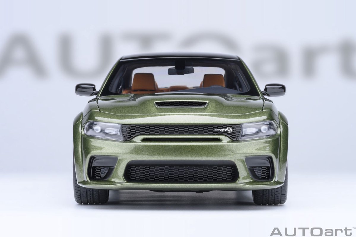 AUTOart 1/18 Dodge Charger SRT Hellcat Redeye Jailbreak, F8 Green
