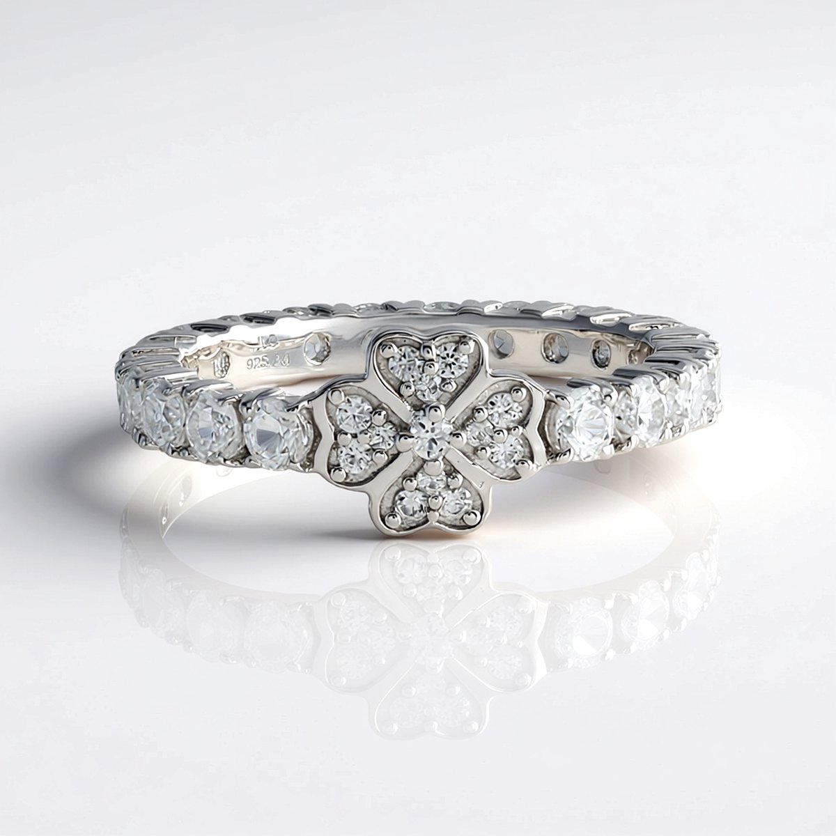 Cavill - Zilveren Ring Dames 925 Sterling Zilver - Bloemenring met Rond Prong-gezet Cambodja Zirkoon 1,937 ct - Elegante Zilveren Ring Glanzend Cadeau
