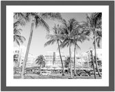 Foto in frame , Tropisch Vakantieoord ​, 70x100cm , Zwart wit  , Premium print