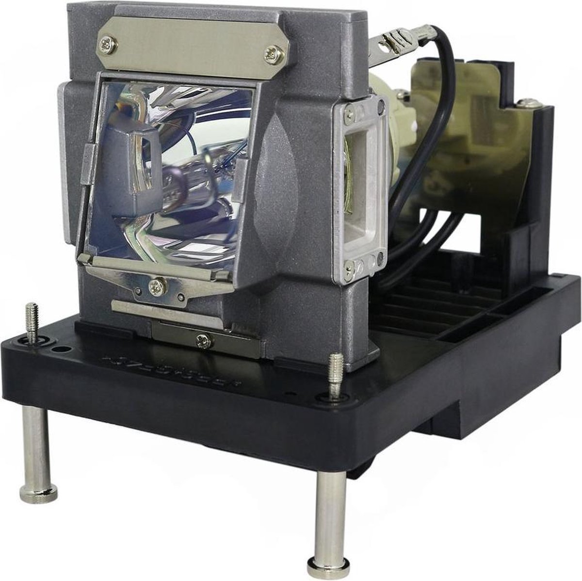 Beamerlamp geschikt voor de NEC NP-PX800X2 beamer, lamp code NP22LP 60003223. Bevat originele UHP lamp, prestaties gelijk aan origineel.