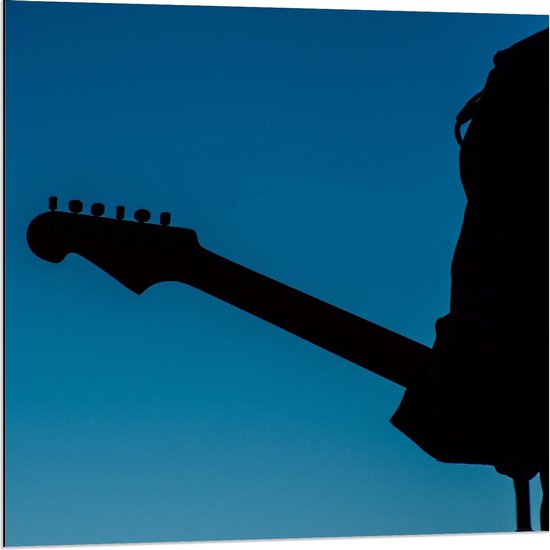 Dibond - Silhouet van Gitarist op Blauwe Achtergrond - 80x80cm Foto op Aluminium (Met Ophangsysteem)