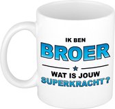 Ik ben broer wat is jouw superkracht mok / beker - wit met blauwe tekst - cadeau verjaardag