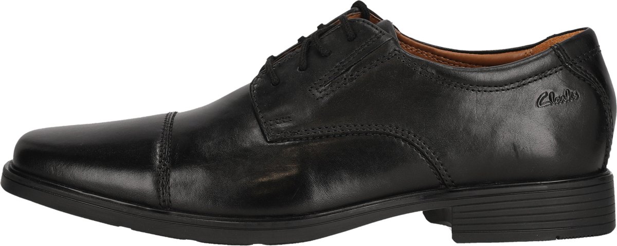 CLARKS Schnürschuhe Tilden