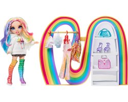 foto van Rainbow High - Amaya's Rainbow Closet Playset - Kleurrijke Opbergoplossing