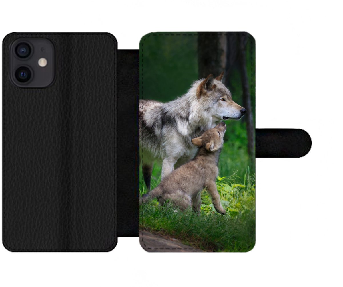 Telefoonhoesje Geschikt voor iPhone 12 telefoonhoesje - Wolf - Baby - Bos - Met vakjes - Wallet case met magneetsluiting