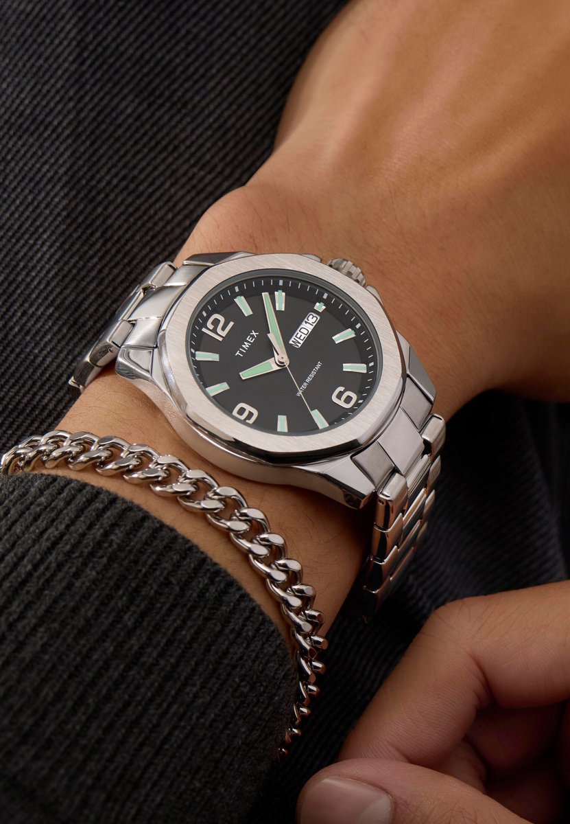 Timex Essex Ave 46 Quartz Analoog Horloge Zilveren Toon Kast: 100% Loodarm Messing | Armband: 100% Roestvrij Staal 46 TW2W92700AJ