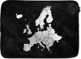 Laptophoes 14 inch - Europakaart op sterrenhemel achtergrond van waterverf - zwart wit - Laptop sleeve - Binnenmaat 34x23,5 cm - Zwarte achterkant