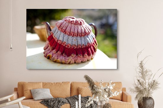 Tableau sur toile Thé cosy au-dessus d'une théière violette - 150x100 cm - Décoration murale