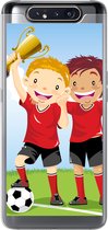 Geschikt voor Samsung Galaxy A80 hoesje - Een illustratie van twee voetballers die een prijs hebben gewonnen - Jongens - Meisjes - Kind - Siliconen Telefoonhoesje