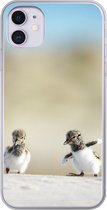 Geschikt voor iPhone 11 hoesje - Jongen - Zand - Vogels - Siliconen Telefoonhoesje