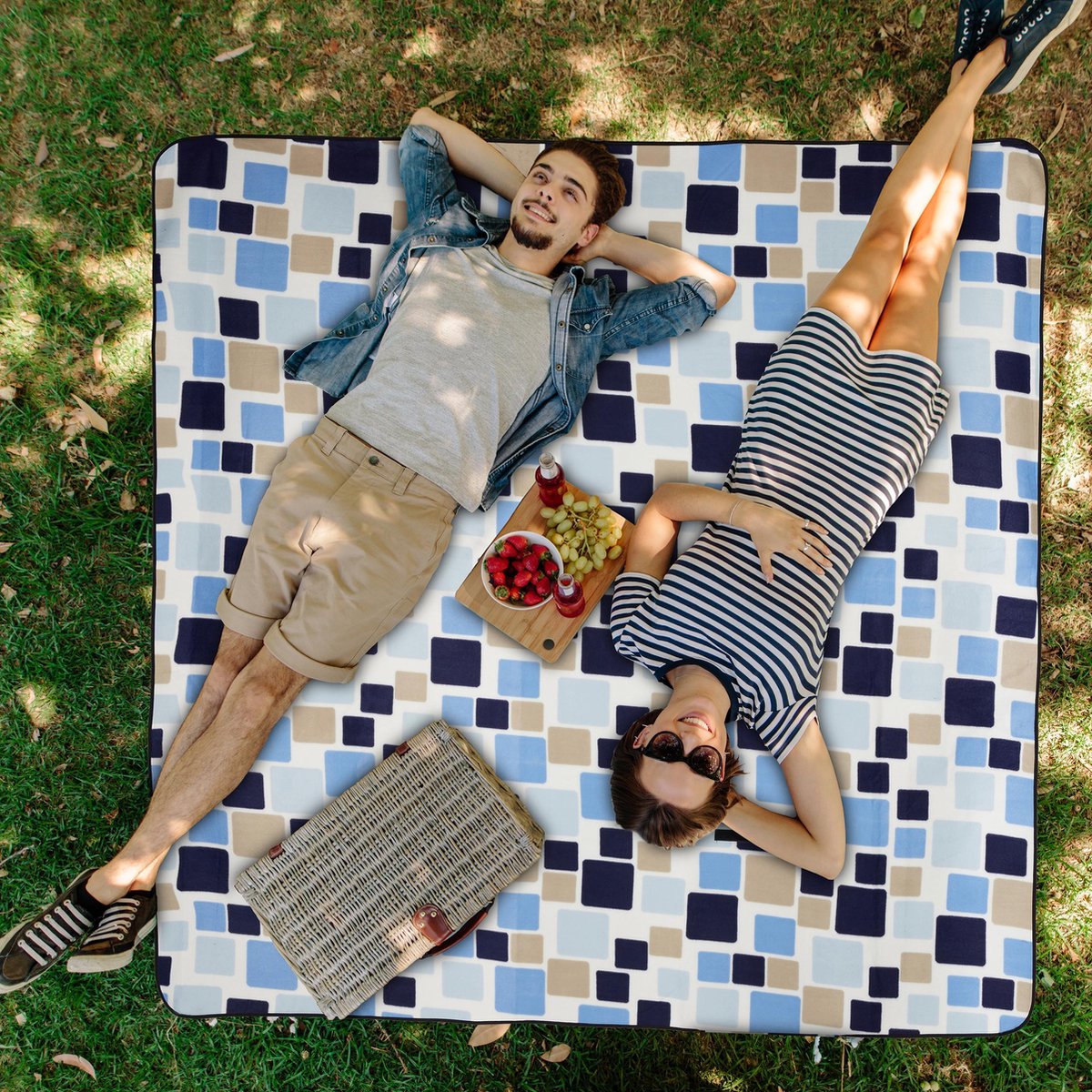 relaxdays Picknickkleed - waterafstotend - picknickdeken - outdoor kleed -  blauw - XXL | bol