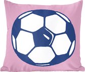 Sierkussens - Kussen - Een illustratie van een voetbal op een roze achtergrond - 45x45 cm - Kussen van katoen