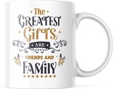 Kerst Mok met tekst: The Greatest Gifts Are Friends And Family | Kerst Decoratie | Kerst Versiering | Grappige Cadeaus | Koffiemok | Koffiebeker | Theemok | Theebeker