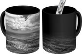 Magische Mok - Foto op Warmte Mok - Hawaii - Wolk - Zwart - Wit - 350 ML