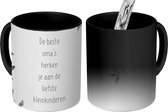 Magische Mok - Foto op Warmte Mokken - Koffiemok - Moederdag cadeau - Oma - Kleinkind - Grootmoeder - zwart wit - Magic Mok - Beker - 350 ML - Theemok