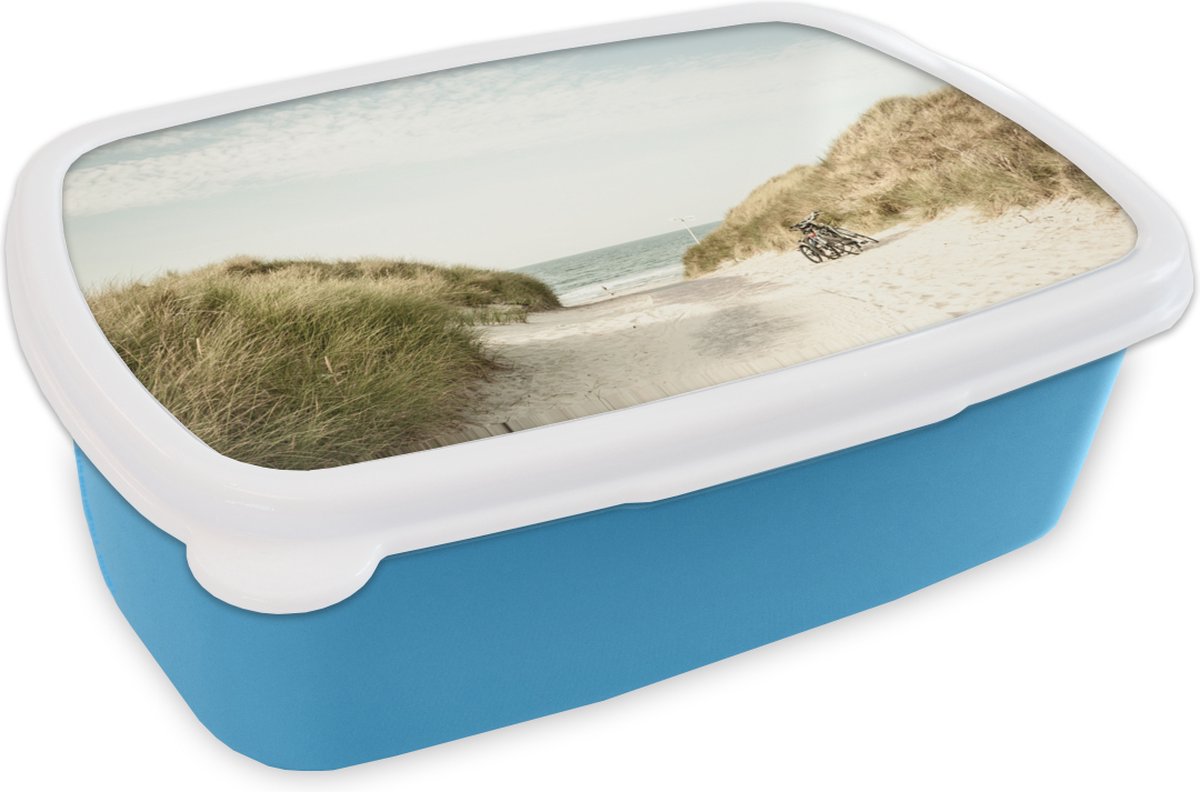 Broodtrommel Blauw - Lunchbox - Brooddoos - Strand - Duin - Fiets - 18x12x6 cm - Kinderen - Jongen