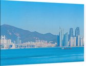 Gebergte achter de panoramische skyline van Busan - Foto op Canvas - 90 x 60 cm