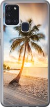 Geschikt voor Samsung Galaxy A21s hoesje - Zonsondergang - Strand - Palmboom - Siliconen Telefoonhoesje