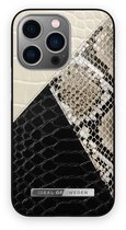 iDeal of Sweden Fashion Case Atelier iPhone 13 Pro Night Sky Snake