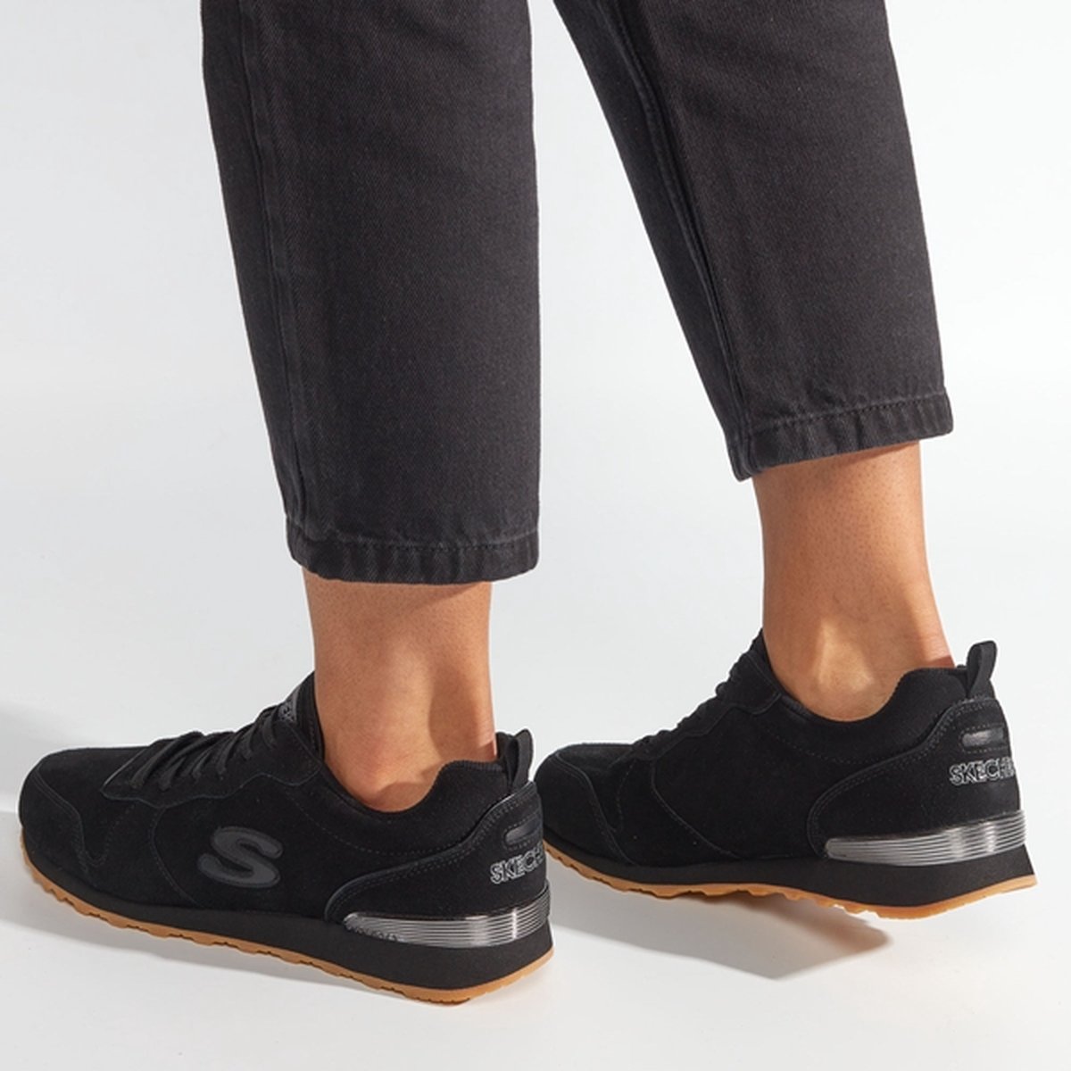 Skechers OG 85 Suede Eaze sneakers zwart - Maat 40 | bol.com