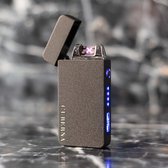 Cuberna Elektrische Plasma USB aansteker met batterij indicator Frosted Black - Wind en Storm bestendig - Geschikt voor Kaarsen, Vuurwerk, Sigaretten en BBQ