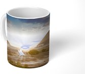 Mok - Zonsondergang tussen de piramides van de Egyptische stad Caïro - 350 ML - Beker