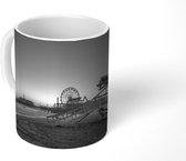 Mok - Los Angeles - Strand - Zwart - Wit - 350 ML - Beker