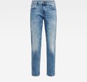 Een lichtblauwe G-Star Kate Boyfriend jeans, recht model.