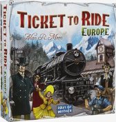 Ticket To Ride Europe - Bordspel - 8 jaar en ouder - 2 tot 5 spelers - Top 10 Bordspellen 2023