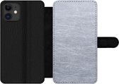 Bookcase Geschikt voor iPhone 12 Pro Max telefoonhoesje - Metaal print - Grijs - Krassen - Met vakjes - Wallet case met magneetsluiting