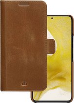 Samsung Galaxy S22+ Bookcase hoesje - dbramante1928 - Effen Cognac - Leer