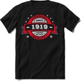 1919 Premium Quality | Feest Kado T-Shirt Heren - Dames | Rood - Zilver | Perfect Verjaardag Cadeau Shirt | Grappige Spreuken - Zinnen - Teksten | Maat S