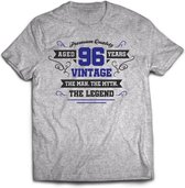 96 Jaar Legend - Feest kado T-Shirt Heren / Dames - Antraciet Grijs / Donker Blauw - Perfect Verjaardag Cadeau Shirt - grappige Spreuken, Zinnen en Teksten. Maat 3XL