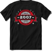 2007 Premium Quality | Feest Kado T-Shirt Heren - Dames | Rood - Zilver | Perfect Verjaardag Cadeau Shirt | Grappige Spreuken - Zinnen - Teksten | Maat L