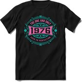 1976 The One And Only | Feest Kado T-Shirt Heren - Dames | Cobalt - Licht Roze | Perfect Verjaardag Cadeau Shirt | Grappige Spreuken - Zinnen - Teksten | Maat L