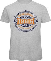 1966 The One And Only | Feest Kado T-Shirt Heren - Dames | Donker Blauw - Goud | Perfect Verjaardag Cadeau Shirt | Grappige Spreuken - Zinnen - Teksten | Maat XL