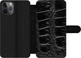 Bookcase Geschikt voor iPhone 11 Pro Max telefoonhoesje - Dierenprint - Krokodillen - Leer - Met vakjes - Wallet case met magneetsluiting
