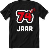 74 Jaar Feest kado T-Shirt Heren / Dames - Perfect Verjaardag Cadeau Shirt - Wit / Rood - Maat S