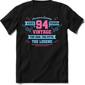 94 Jaar Legend - Feest kado T-Shirt Heren / Dames - Licht Blauw / Licht Roze - Perfect Verjaardag Cadeau Shirt - grappige Spreuken, Zinnen en Teksten. Maat XL