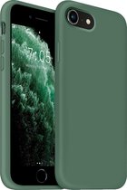 Coverzs Luxe Liquid Silicone case geschikt voor Apple iPhone SE 2022 hoesje - Groen - Geschikt voor iPhone SE2022 case - Dennen groene case - Beschermhoesje - Backcover hoesje - Dennengroen