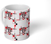 Mok - Koffiemok - Geometrie - Patronen - Vintage - Rood - Zwart - Mokken - 350 ML - Beker - Koffiemokken - Theemok