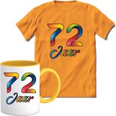 72 Jaar Vrolijke Verjaadag T-shirt met mok giftset Geel | Verjaardag cadeau pakket set | Grappig feest shirt Heren – Dames – Unisex kleding | Koffie en thee mok | Maat XL