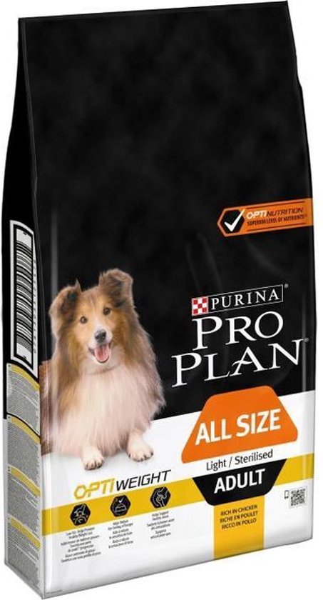 Zwarte zak PRO PLAN ALL SIZE ADULT Light/Sterilised, met schattige Sheltie hond, Kip & OptiWeight.
