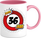 36 Jaar Verkeersbord Mok met tekst | Grappig Verjaardag Beker Cadeau | Bedrukte Koffie en Thee Mokken | Zwart | 330 ML
