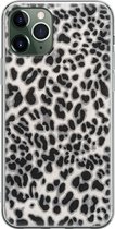 iPhone 11 Pro Max hoesje siliconen - Luipaard grijs - Soft Case Telefoonhoesje - Luipaardprint - Transparant, Grijs